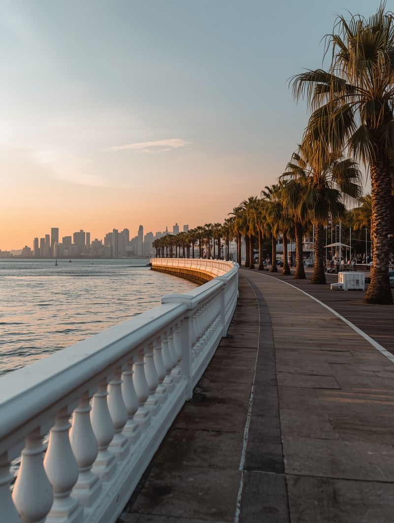 The Bayshore Boulevard balustrade curving along the bay